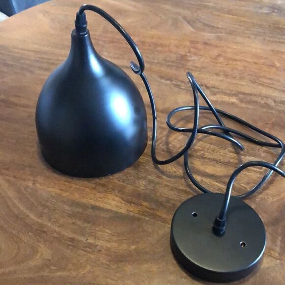 Chloe Walter Collection 1-light Matte Black Pendant - Picture 3 of 6